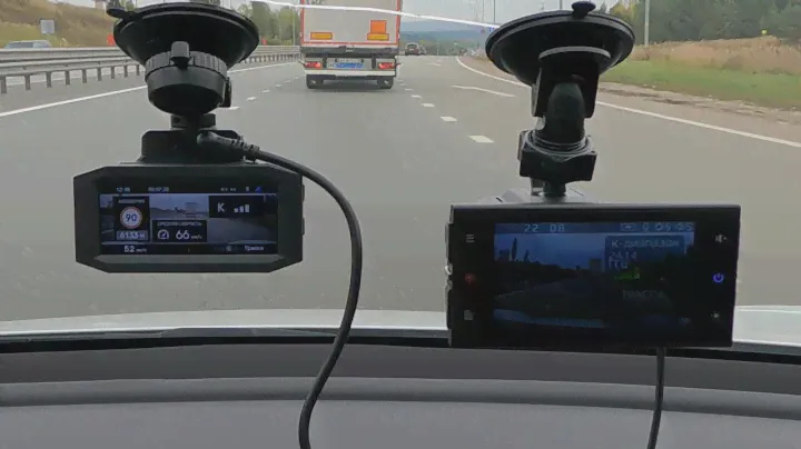 SilverStone F1 S-BOT PRO против Incar SDR-240 Nepal